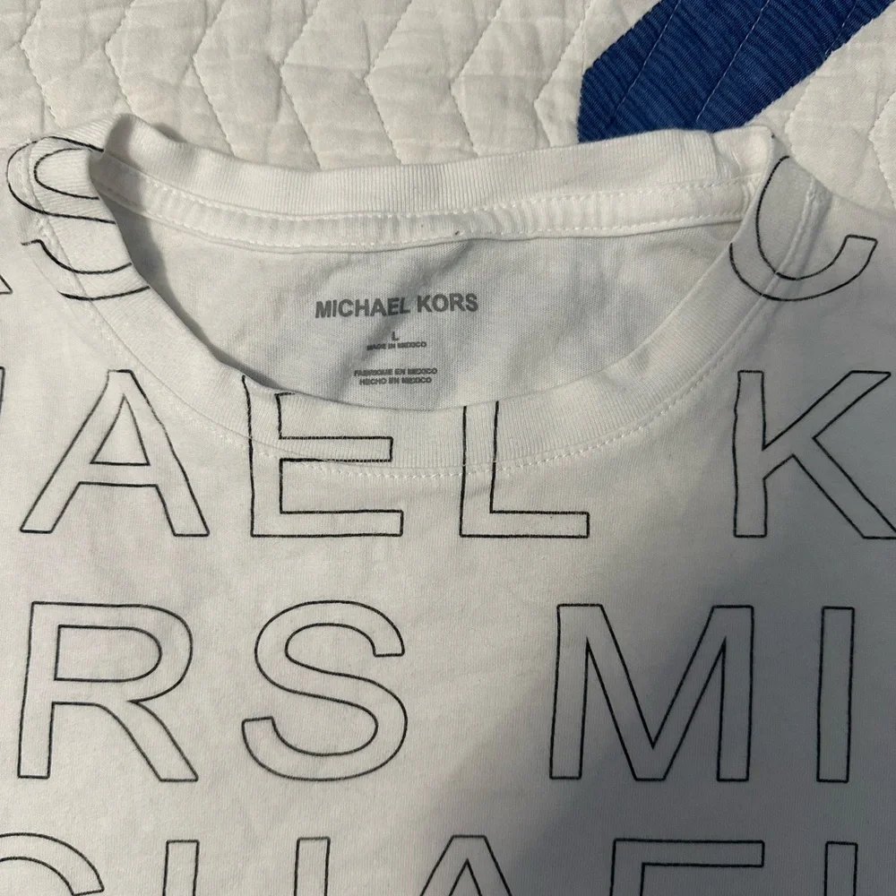 Michael Kors White Graphic Tee - Picture 2 of 5